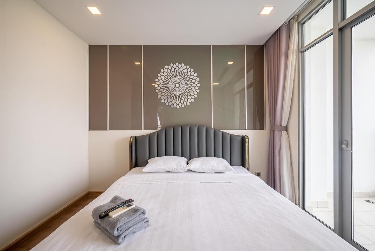 Landmark Luxury 1234pn Apartment *