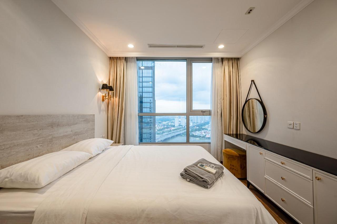 Landmark Luxury 1234pn * Ho Chi Minh City