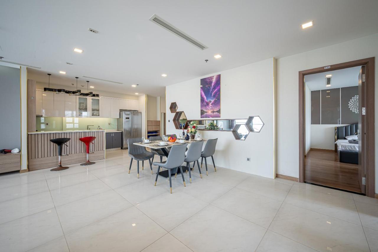 Landmark Luxury 1234pn * Ho Chi Minh City