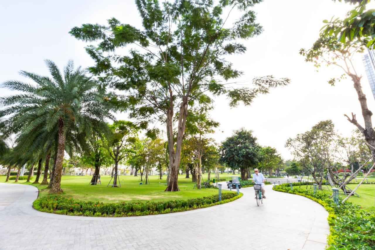 Landmark Luxury 1234pn * Ho Chi Minh City