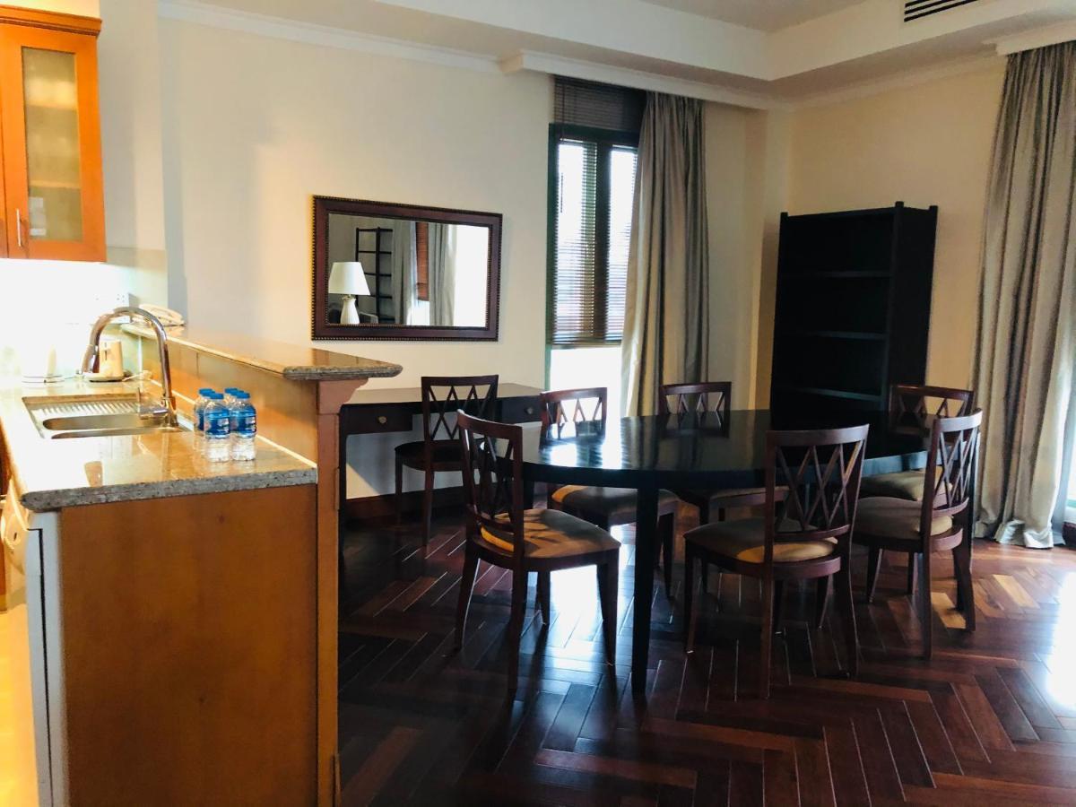 Apartment Nguyen Du Park Villas