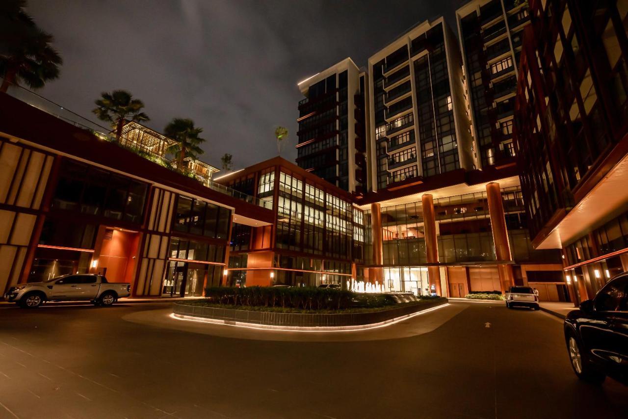 The Metropole Residences *