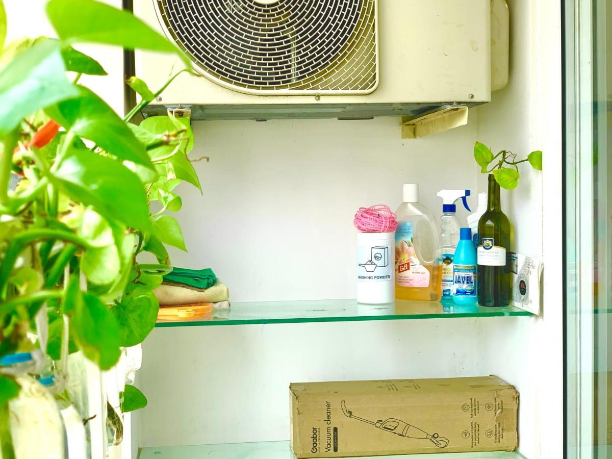 The Sunny House - Sky Center Airport Apartment Ho Chi Minh City