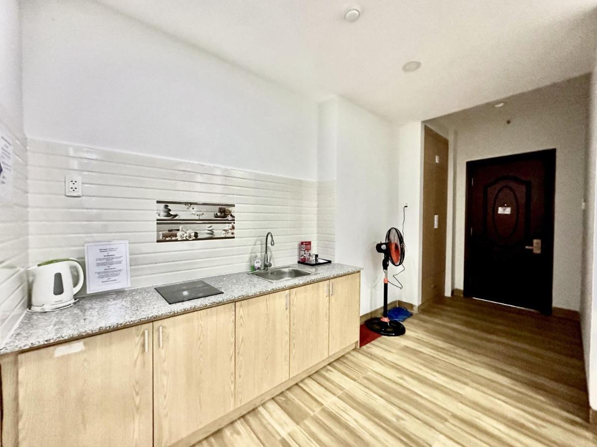 Khách sạn Reddoorz The Jade Thân Nhân Trung 3*