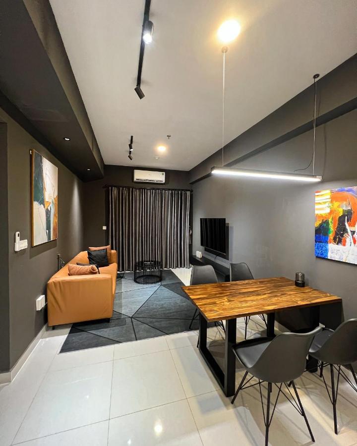 Lc House Soho District 1 Pangsapuri