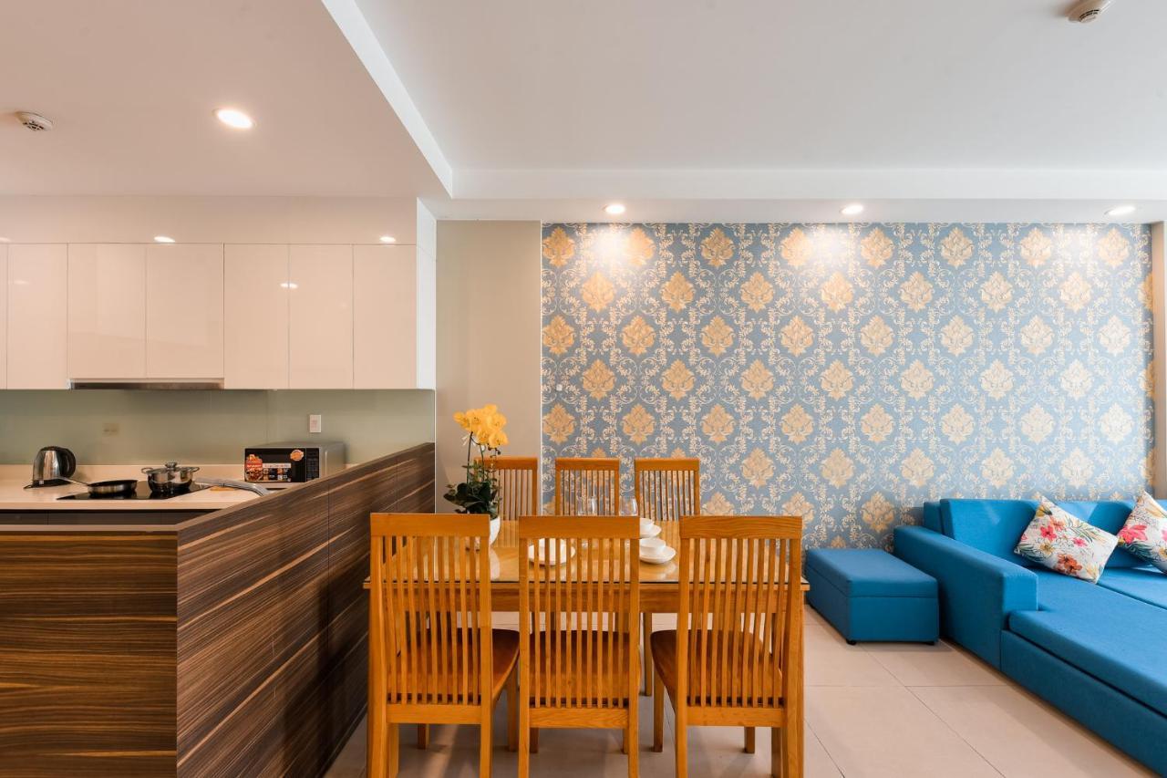 The Gold View Apartment *