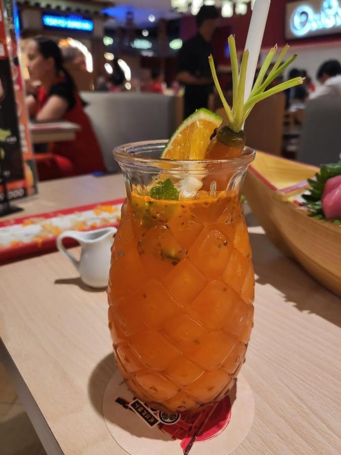 Sky Center Thap A Gan San Bay Tan Son Nhat