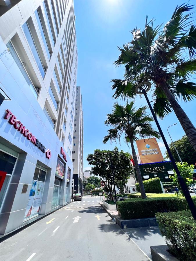 Sky Center Thap A Gan San Bay Tan Son Nhat Apartment Ho Chi Minh City
