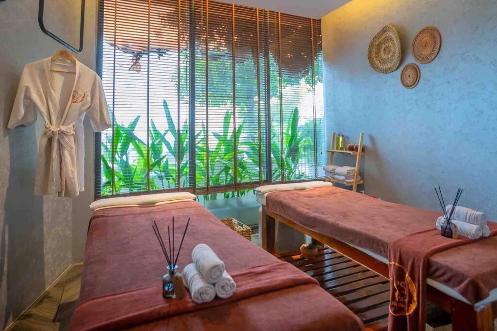 River Panorama 2 Bedroom Indochina+canal River View Apartment *