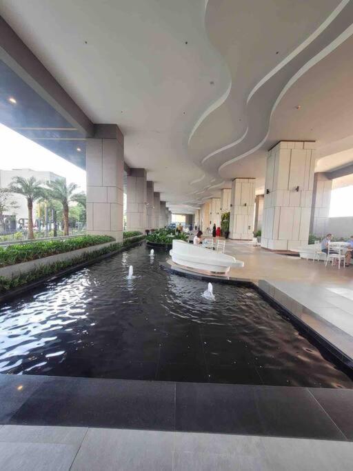 River Panorama 2 Bedroom Indochina+canal River View Apartment