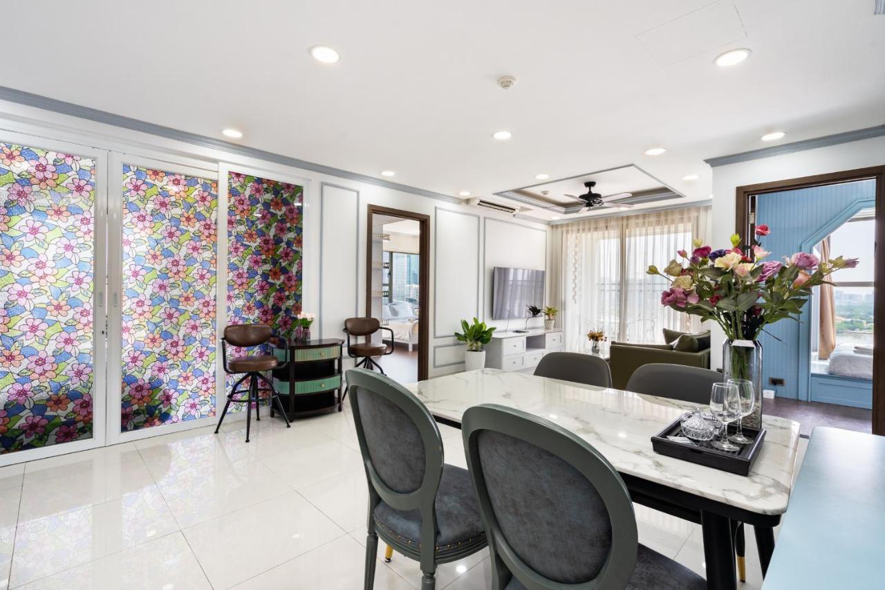 123 In Saigon Royal With Panorama View