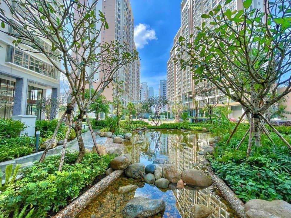 The Peak Midtown Phu My Hung District 7 Saigon Apartment
