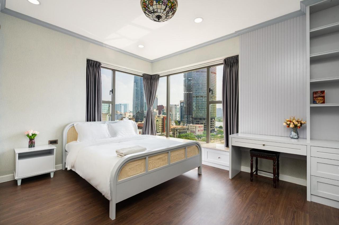 123 In Saigon Royal With Panorama View * Ho Chi Minh City