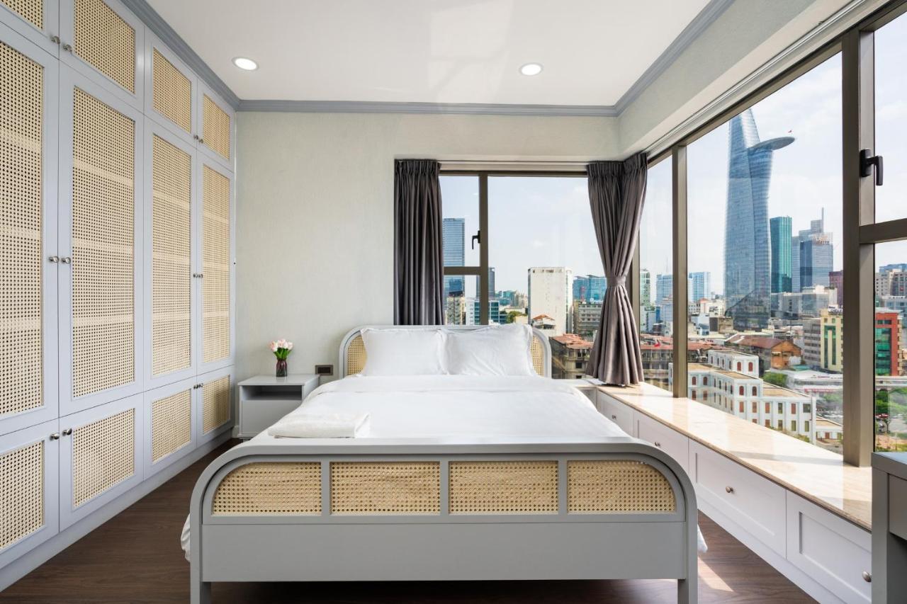 123 In Saigon Royal With Panorama View Apartment