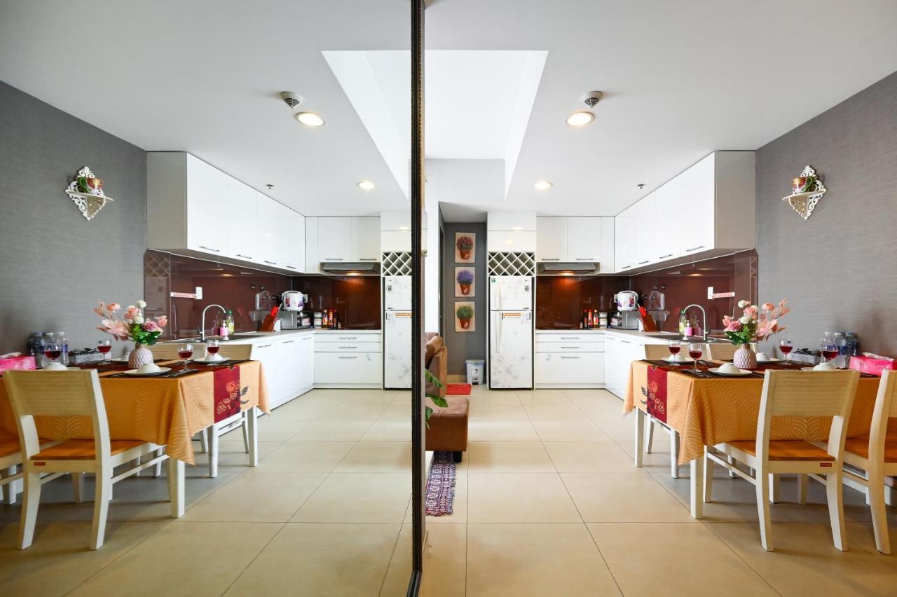 Landmark View 2 Bedrooms In T1 Masteri Thao Dien, Fully Furnished With Full Amenities *