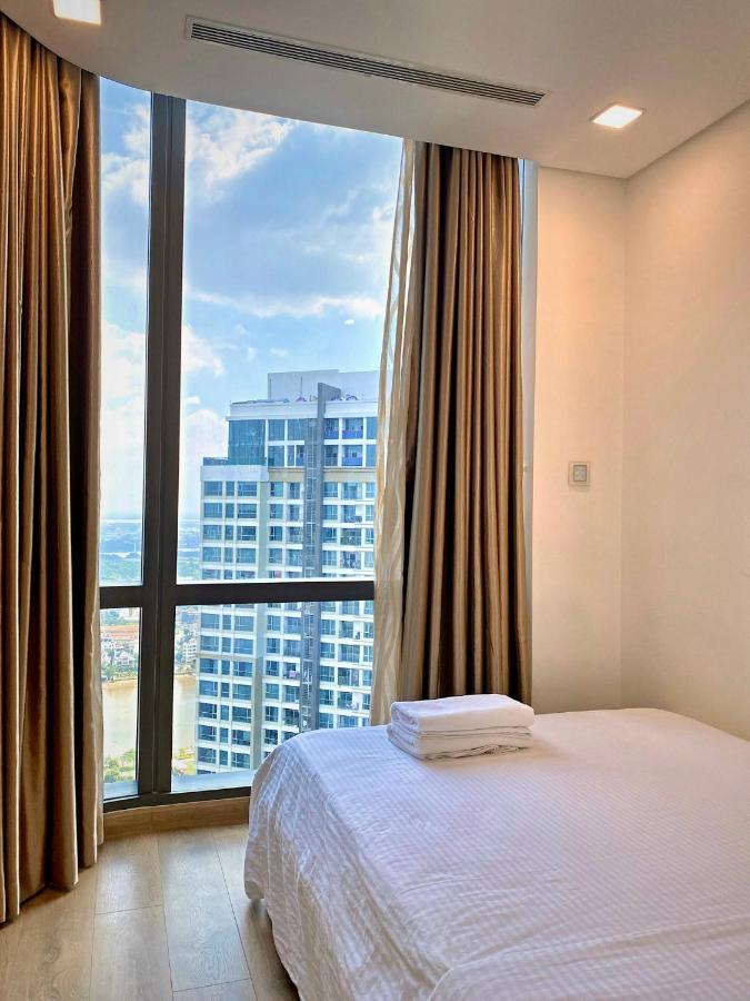 Bland Vinhomes Landmark 81 * Ho Chi Minh City
