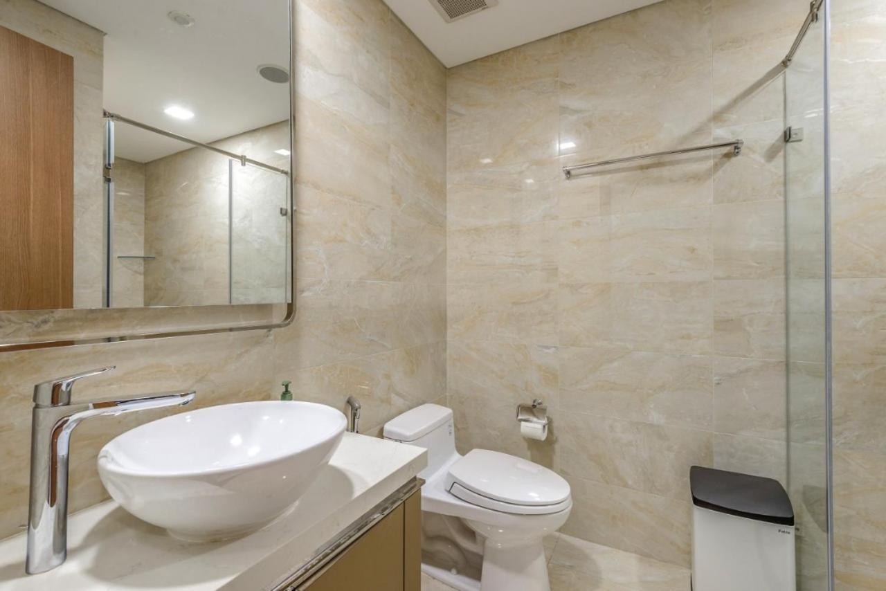 Bland Vinhomes Landmark 81 * Ho Chi Minh City