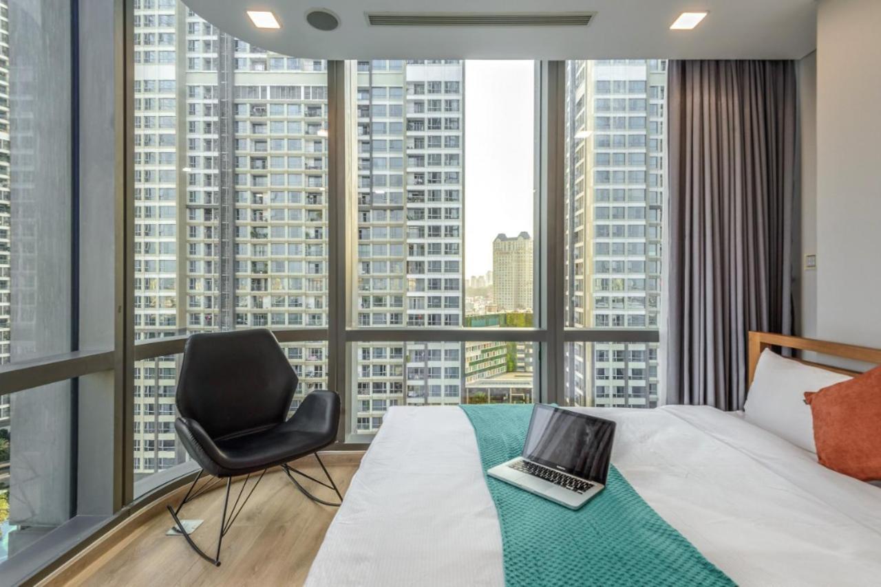 Bland Vinhomes Landmark 81 Apartment *