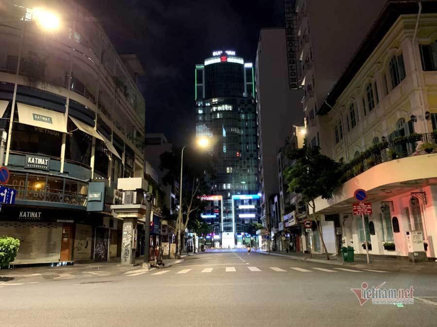 Tan Hoang Long Hotel 2*