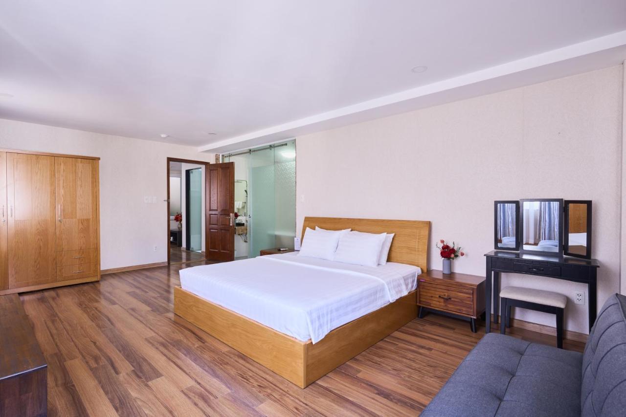 Hotel La Palma - Garden Saigon Phu My Hung