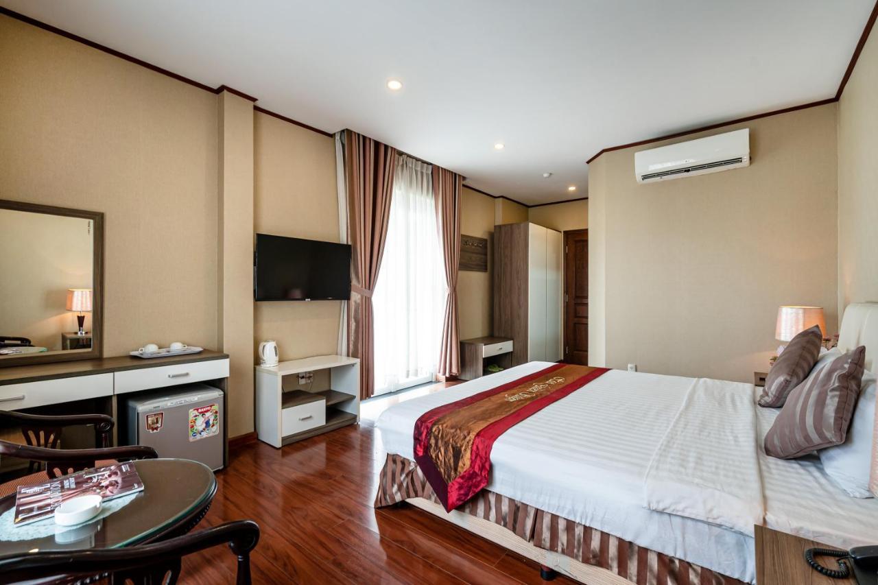 Hotel La Palma - Garden Saigon Phu My Hung 3*