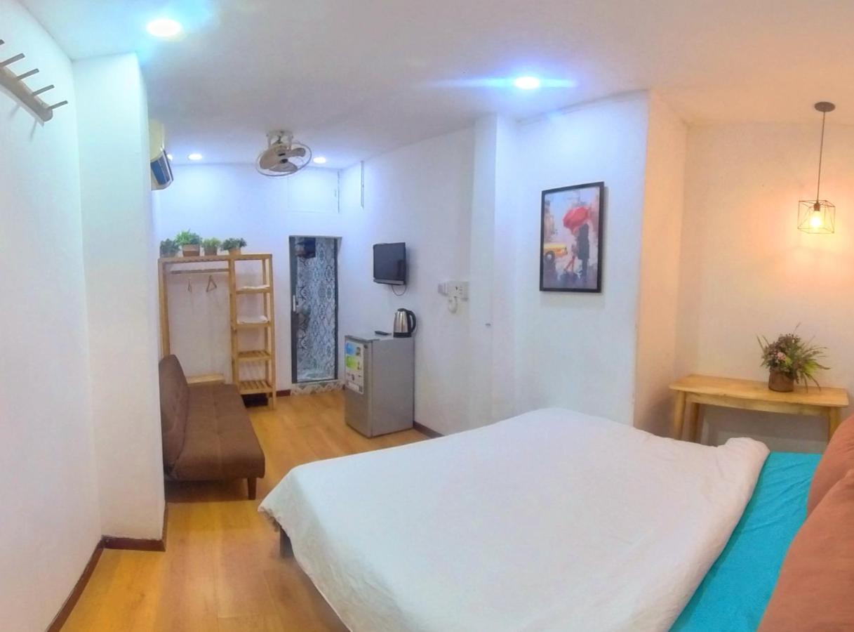 Hotel Language Exchange 3 *