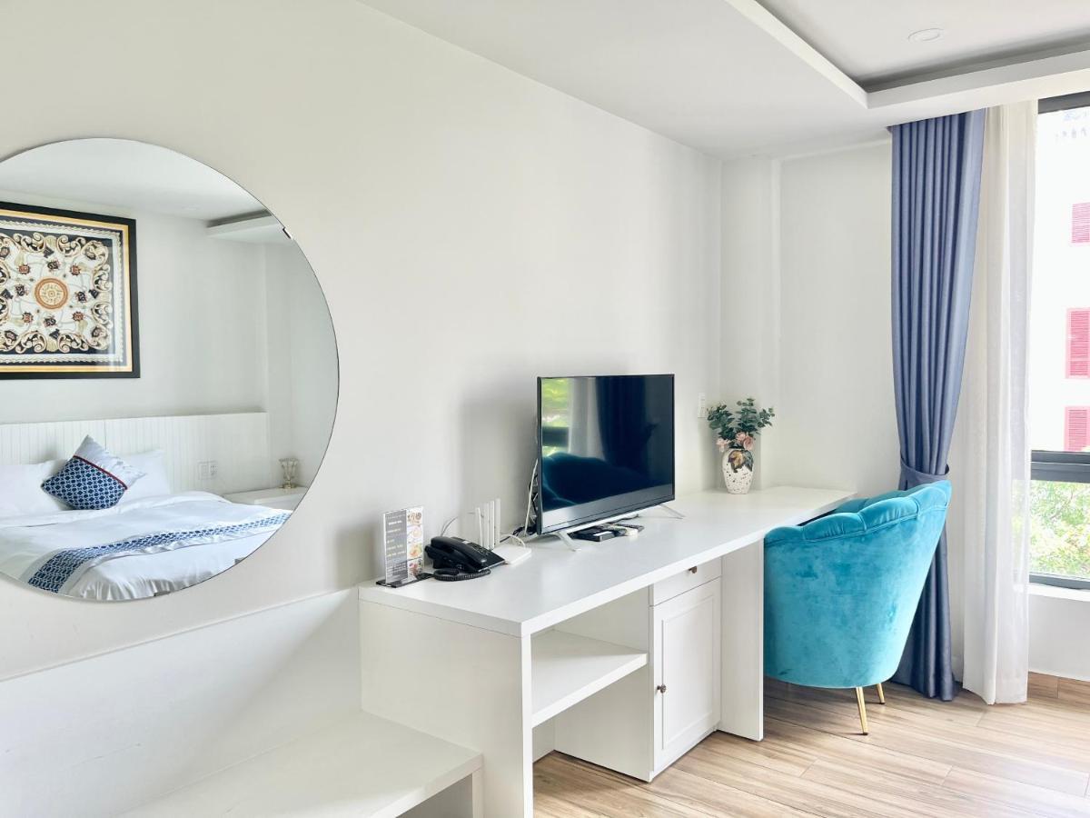 Ballantine Hotel 3*
