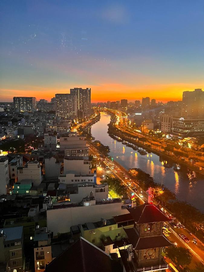 Jun Infinity Rivergate * Ho Chi Minh City