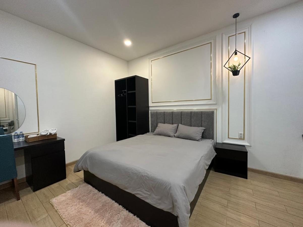 Apro House Saigon Center