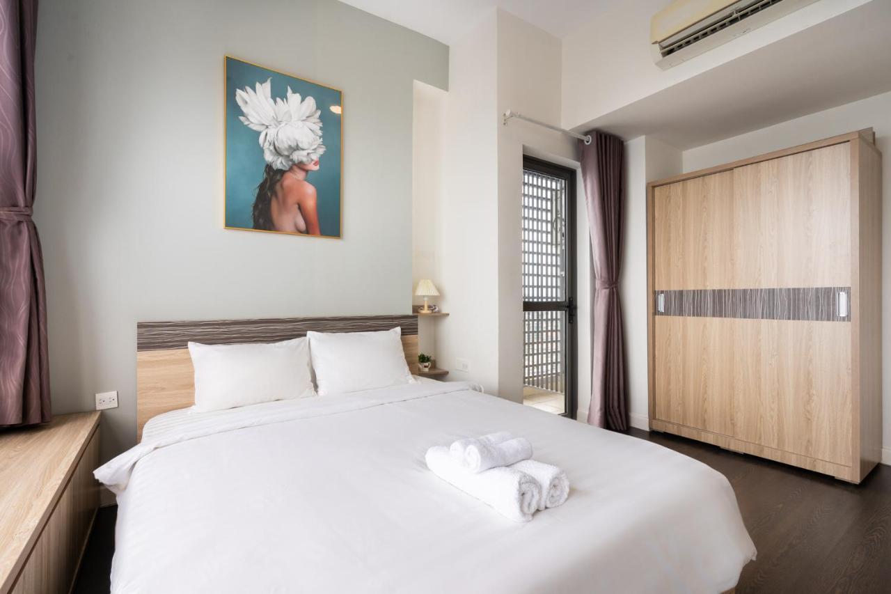 Cbd Rivergate- Infinity Pool Signature * Ho Chi Minh City
