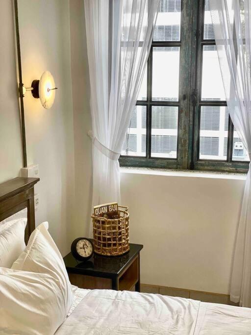 Le Bijou Chic In The Heart Of Saigon Charm With View