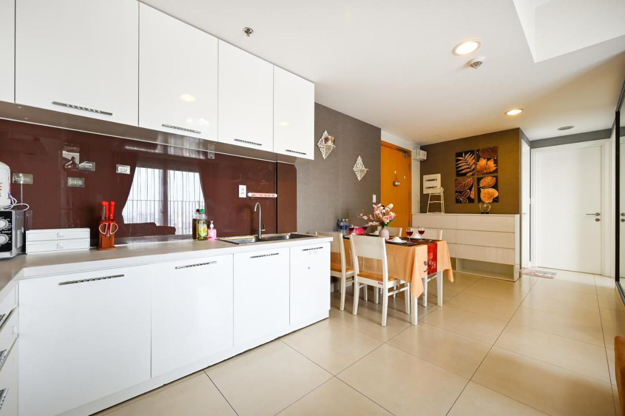 Landmark View 2 Bedrooms In T1 Masteri Thao Dien, Fully Furnished With Full Amenities