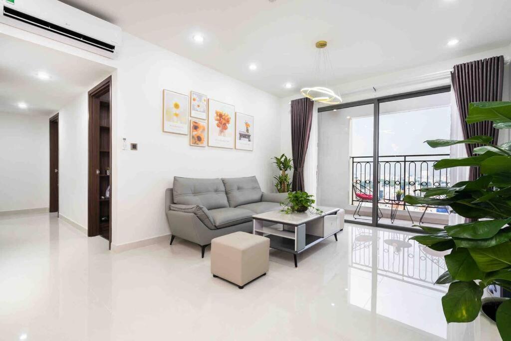 Saigon Royal - 2br High Fl - Citi Center - Hana 31 Apartment *