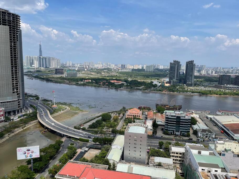 Apartment The Tresor Building - 3br High Fl - Hana 23