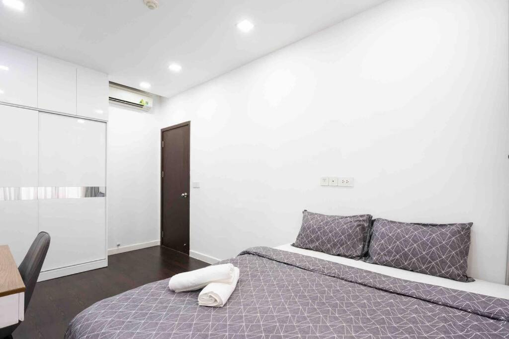 The Tresor Building - 3br High Fl - Hana 23 Apartment Ho Chi Minh City