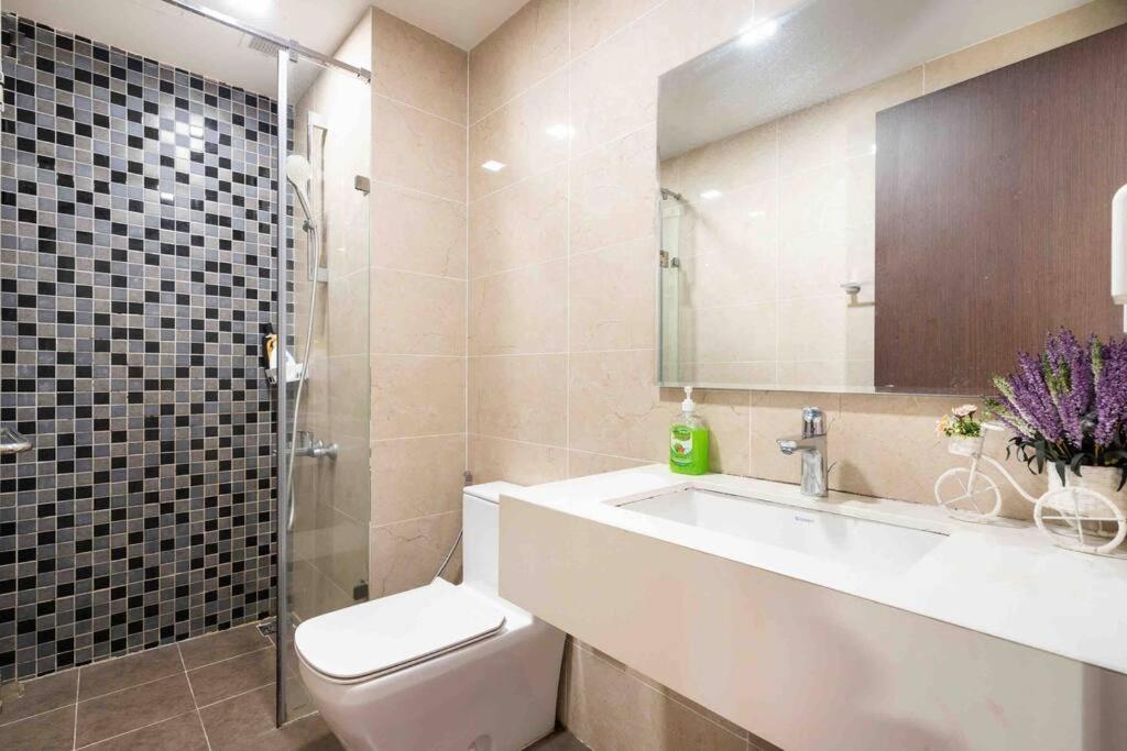 The Tresor Building - 3br High Fl - Hana 23 Ho Chi Minh City