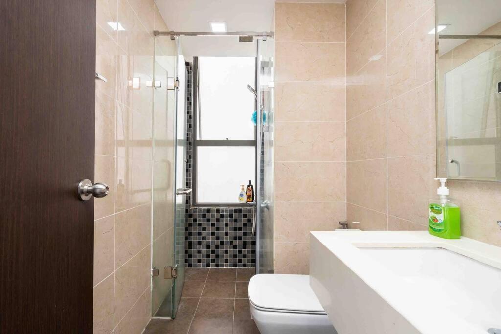 The Tresor Building - 3br High Fl - Hana 23