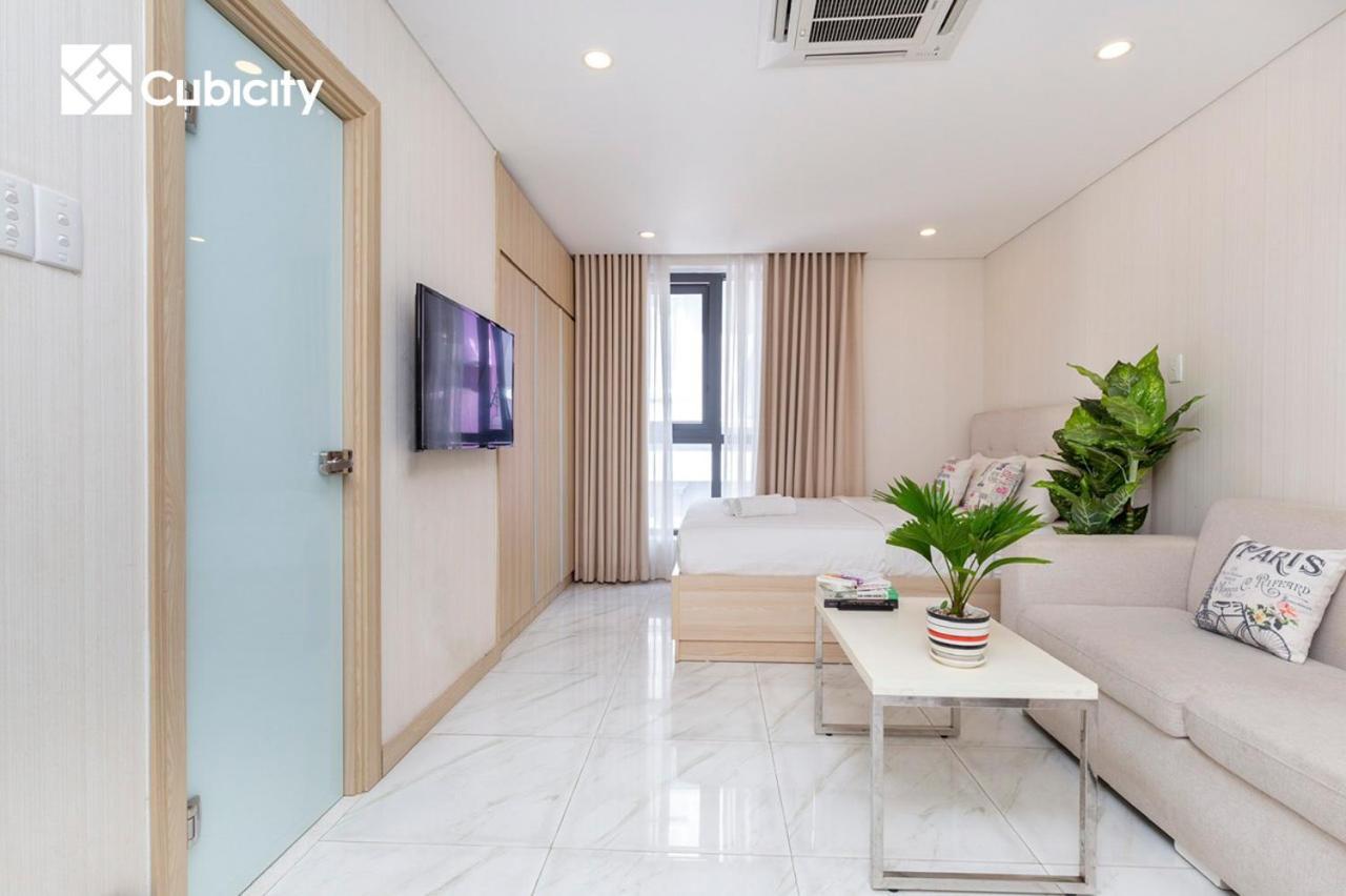 Cubicity Hidden House Apartment *