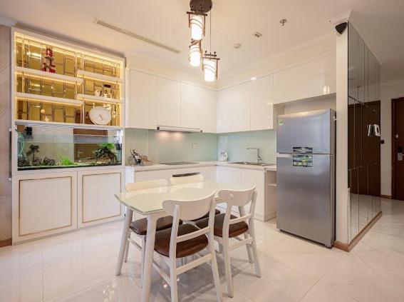 Enay - Vinhomes Park - Landmark Apartment *