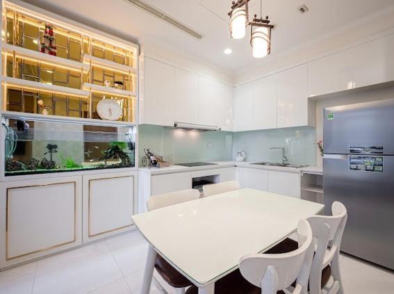 Enay - Vinhomes Park - Landmark * Ho Chi Minh City