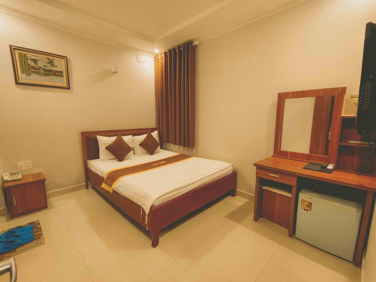 Hotel Huong Mai Ga Sai Gon 2*
