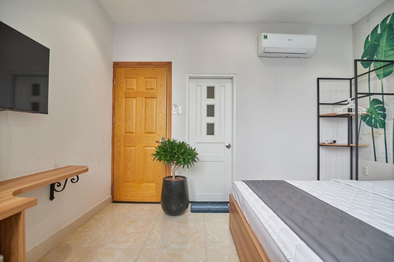 Bin Bin 2 - Near Him Lam D7 * Ho Chi Minh City