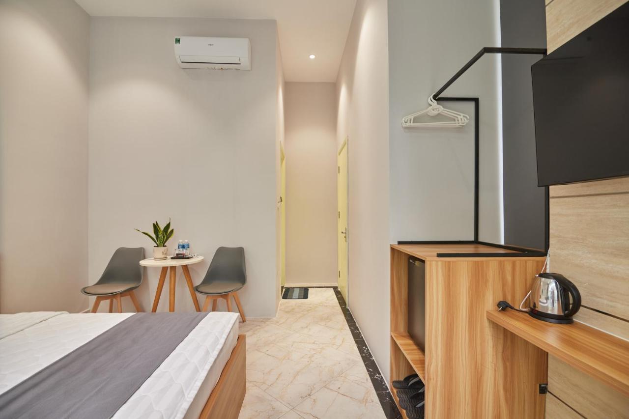 Bin Bin 2 - Near Him Lam D7 * Ho Chi Minh City