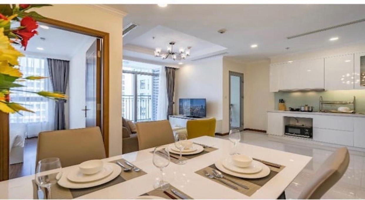 Vinhomes Central Park Sunland Can Ho Pangsapuri *