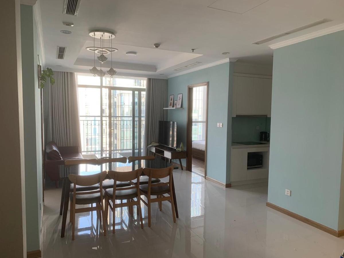 Vinhomes Central Park Sunland Can Ho *