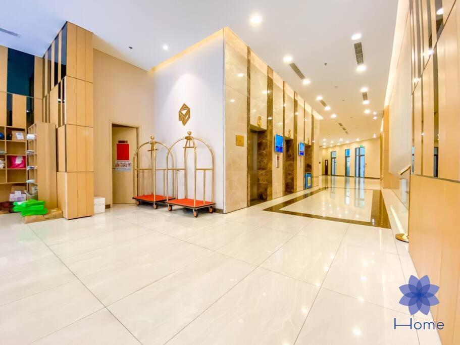 For Rent Near Airport. W/free Gym & Pool * Ho Chi Minh City