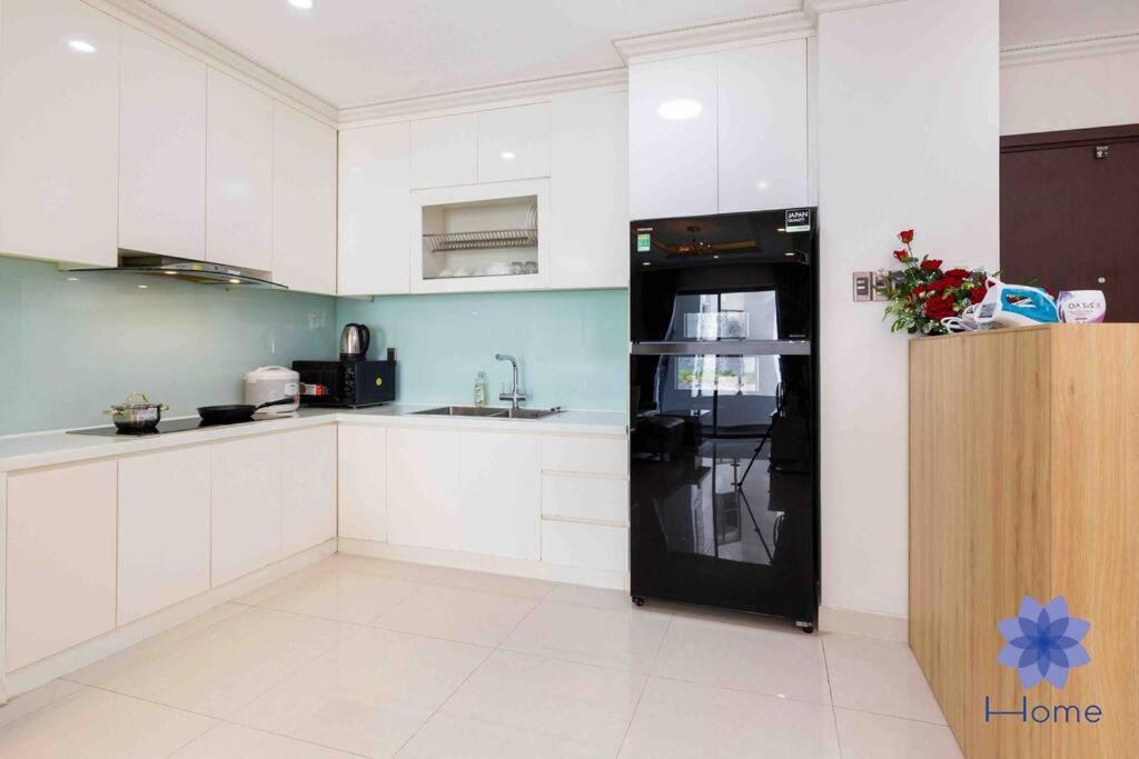 For Rent Near Airport. W/free Gym & Pool Apartment
