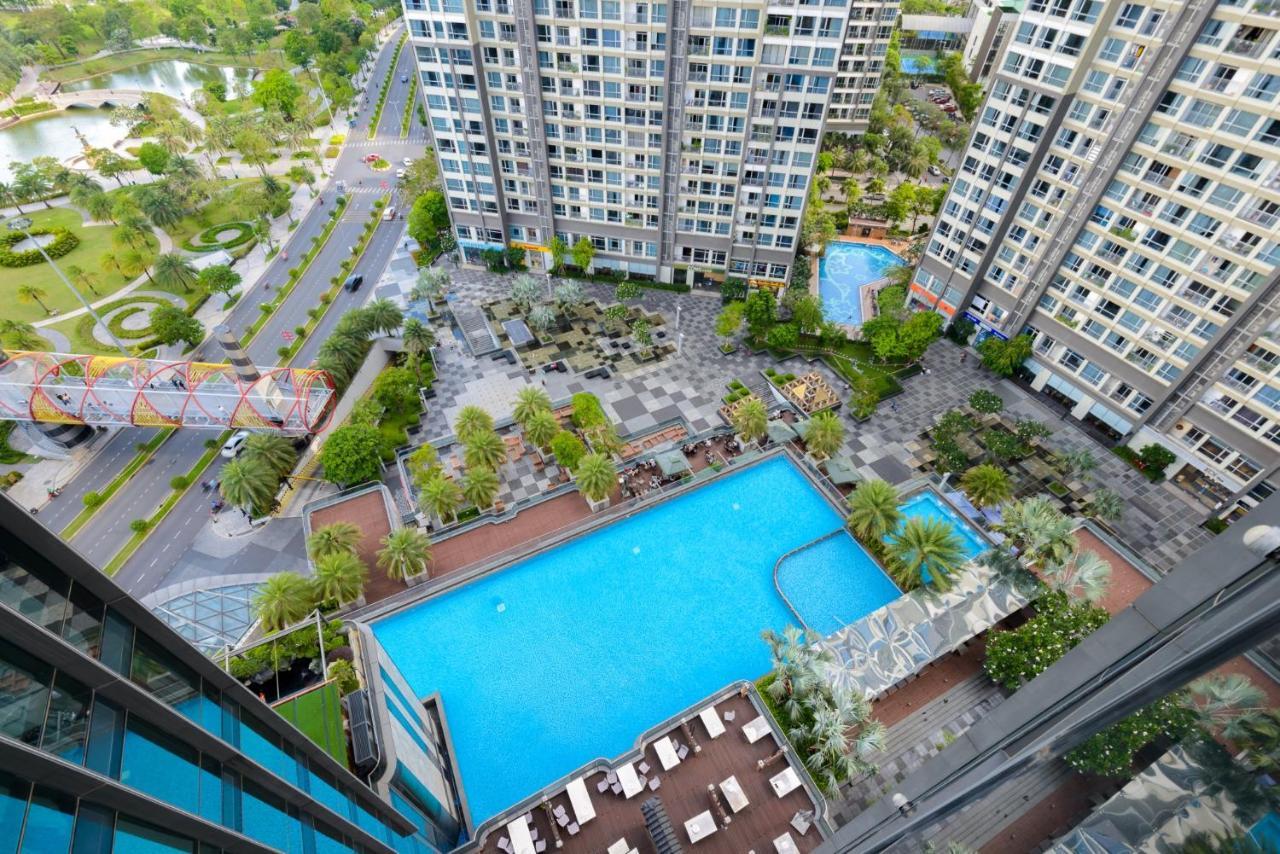 Apartment Royal Landmark 81 *