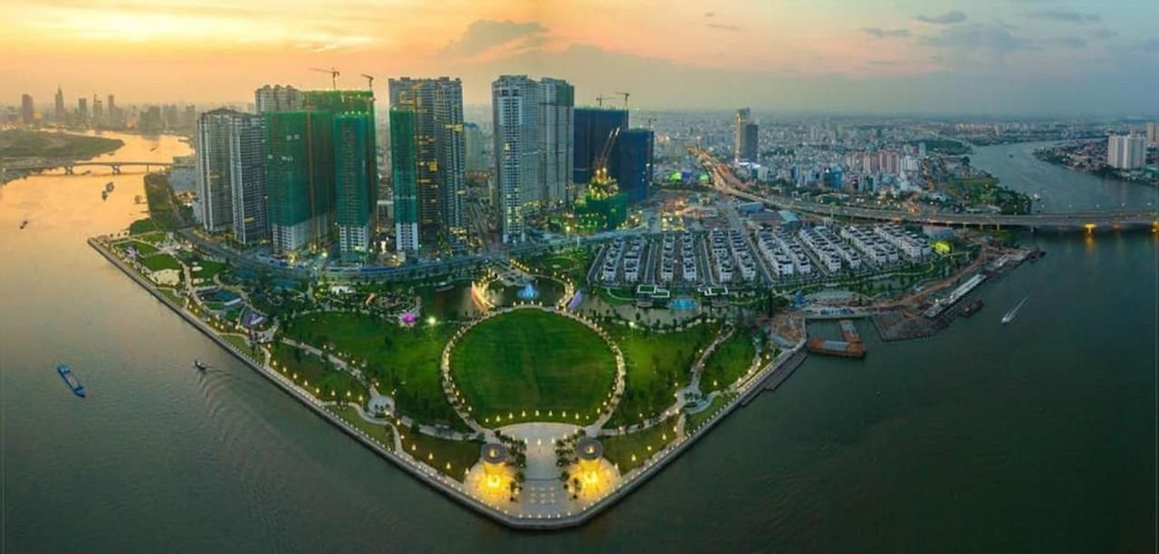 King House - Vinhomes Park Apartment Ho Chi Minh City