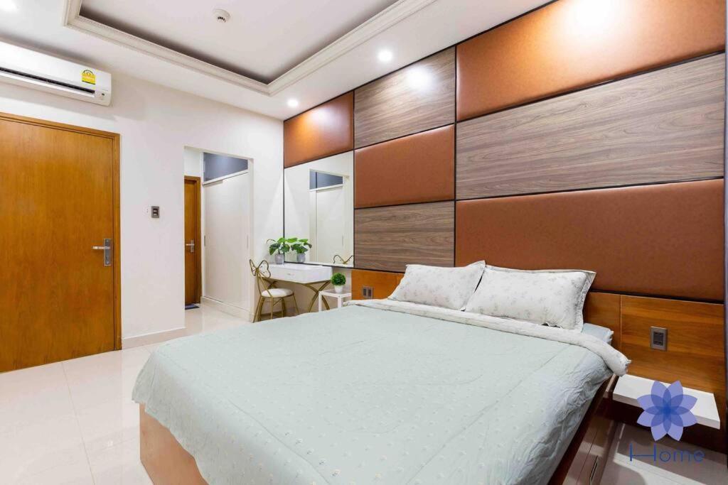 For Rent Near Airport. W/free Gym & Pool Ho Chi Minh City